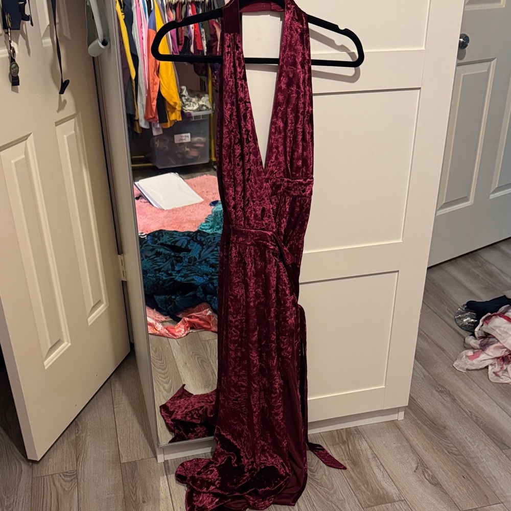 Lulu's Burgundy Velvet Halter Dress